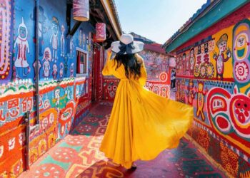 Cultural Immersion: Experience Authentic Travel